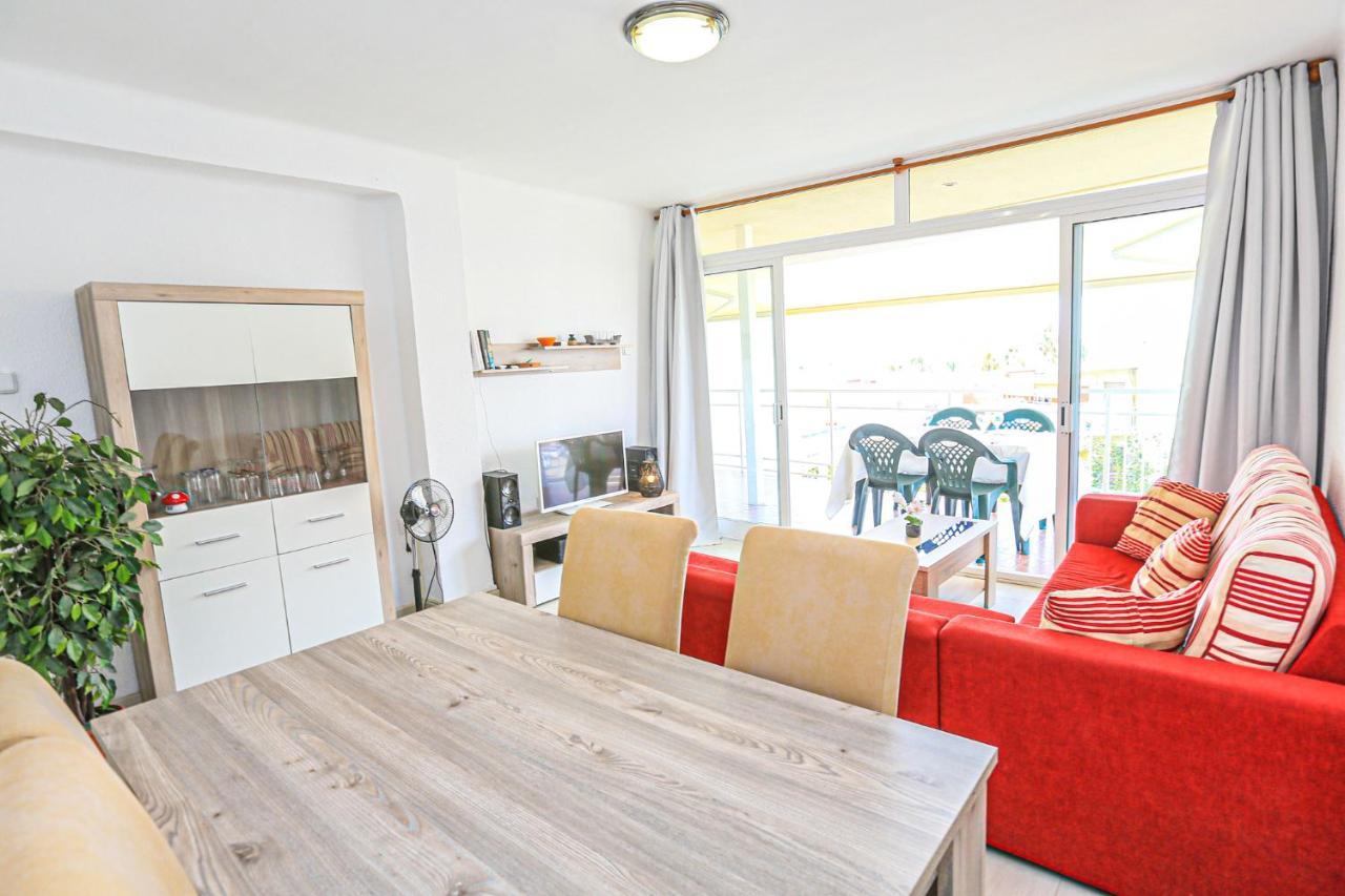 Coral - Only Families Apartment Cambrils Exterior photo