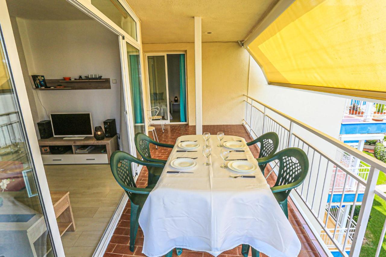 Coral - Only Families Apartment Cambrils Exterior photo