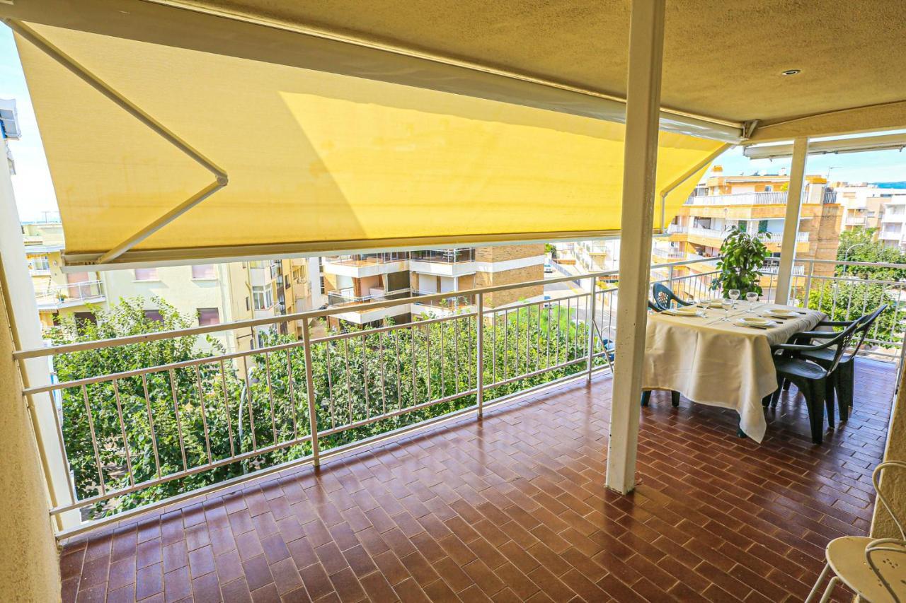 Coral - Only Families Apartment Cambrils Exterior photo